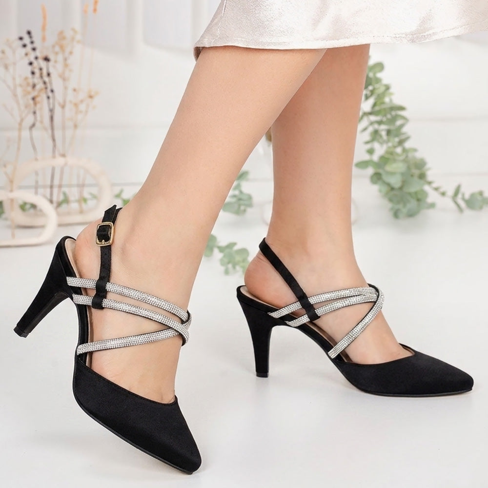 Zapatillas negras para mujer de punta cerrada fina tacón delgado de 9cm con correas brillosas 