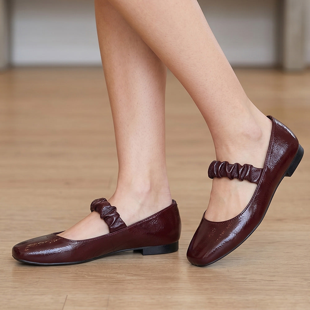 Flats tipo balerinas vino para dama de piso con pulsera elástica en el empeine 