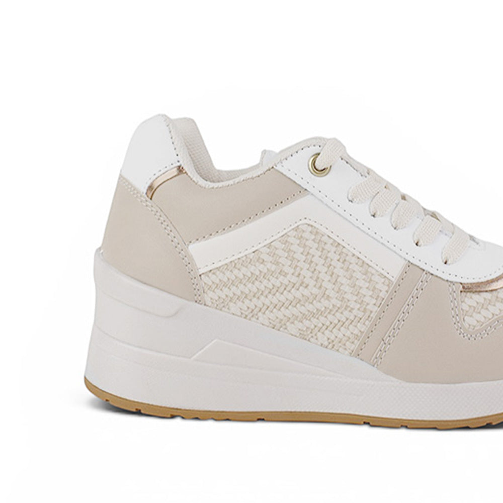 Vita trasera de plataforma baja 6cm en tenis beige para mujer con agujetas 