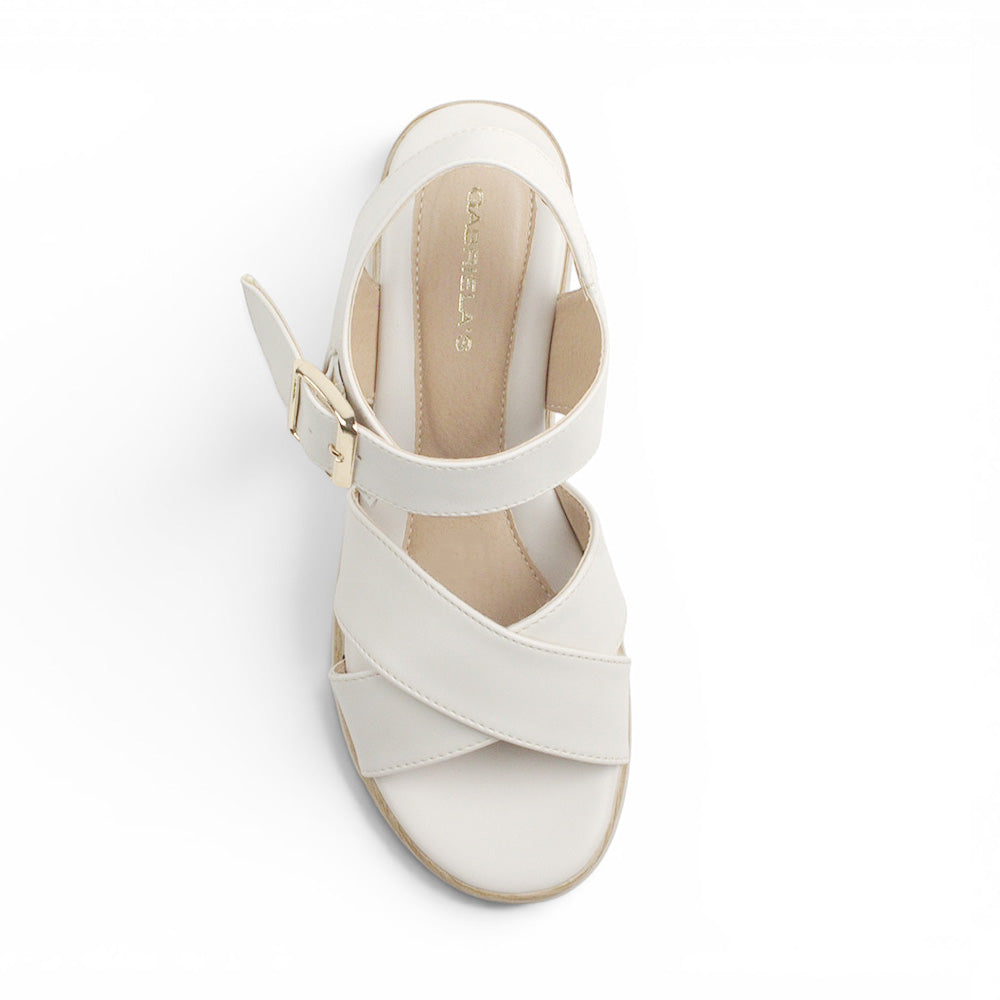 vista superior de sandalias beige con tiras cruzadas punta abierta y correa ajustable plataforma baja 6cm