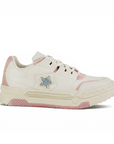 Vista lateral de tenis beige con rosa plataforma baja 4cm y estrella de pedrería 