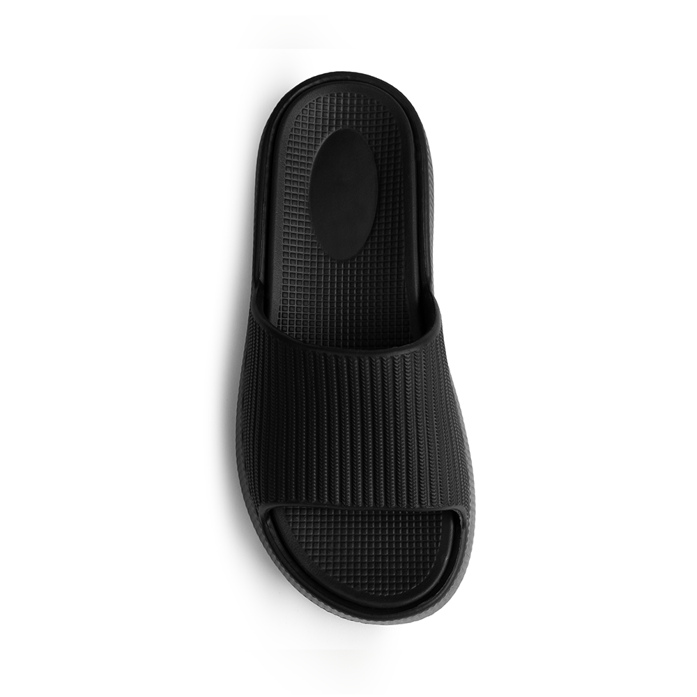 Vista superior de la sandalia negra de estilo casual que brinda confort con punta abierta para dama 