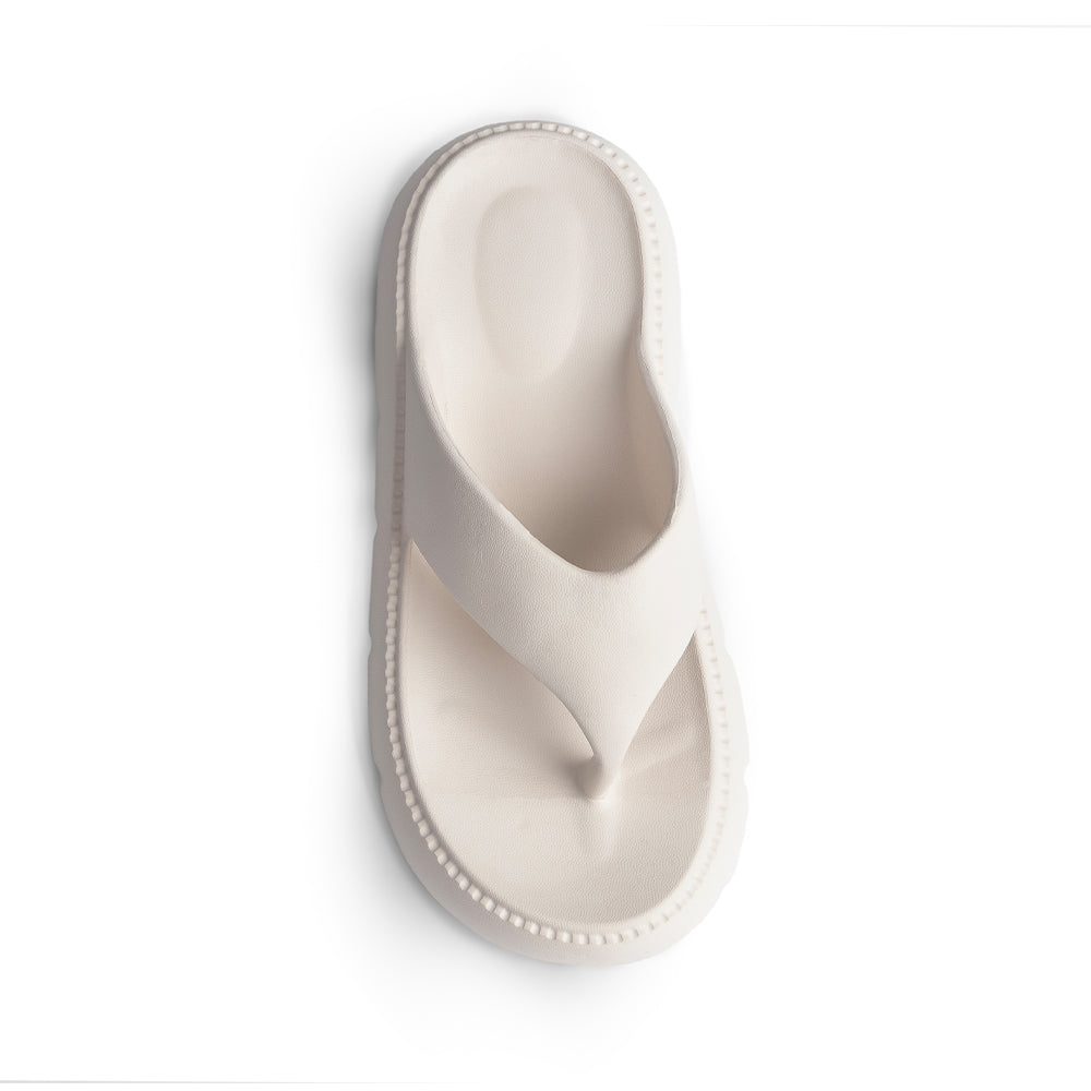 Vista superior de la sandalia beige de estilo confort con plataforma baja 5cm para dama 
