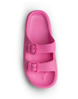 Vista superior de la sandalia fucsia confort para dama con punta abierta doble tira ajustable y plataforma baja 3cm