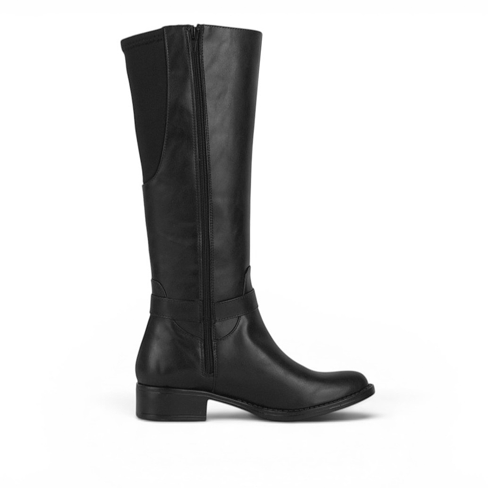 Vista superior en la bota negra con cremallera para dama tacón bajo 3 cm 