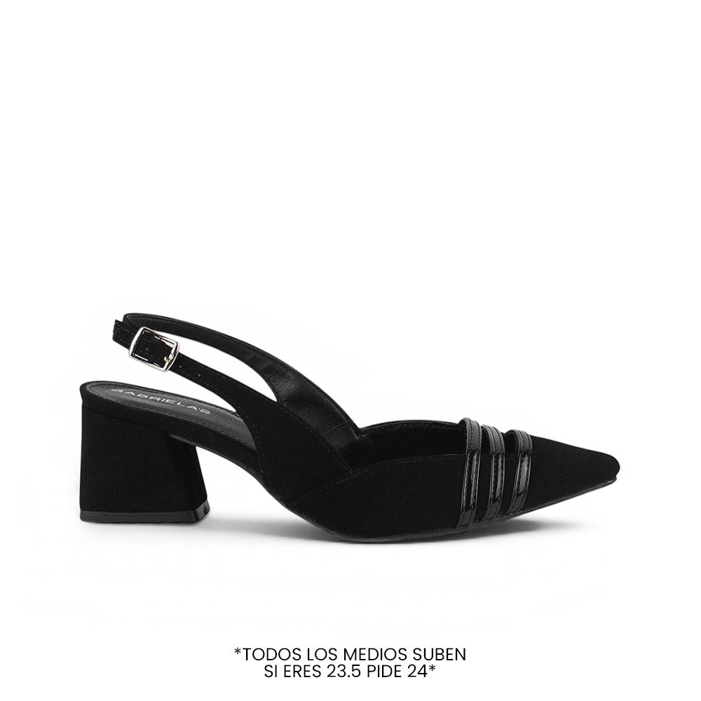 Vista lateral de zapatilla negra destalonada con punta fina y tacón bajo 6cm para dama