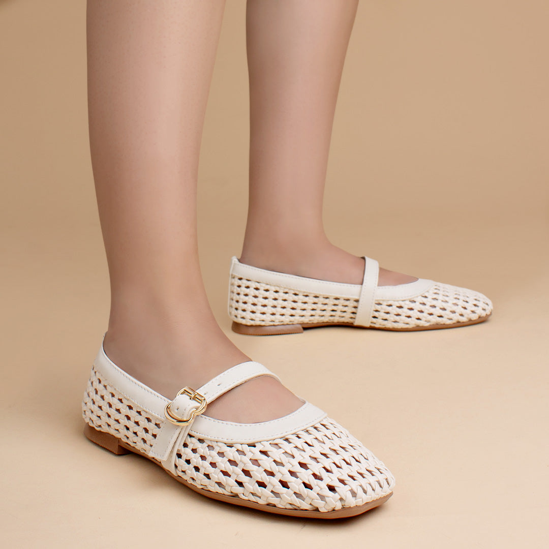 Flats tipo balerinas beige para mujer tejidas con pulsera en empeine de piso