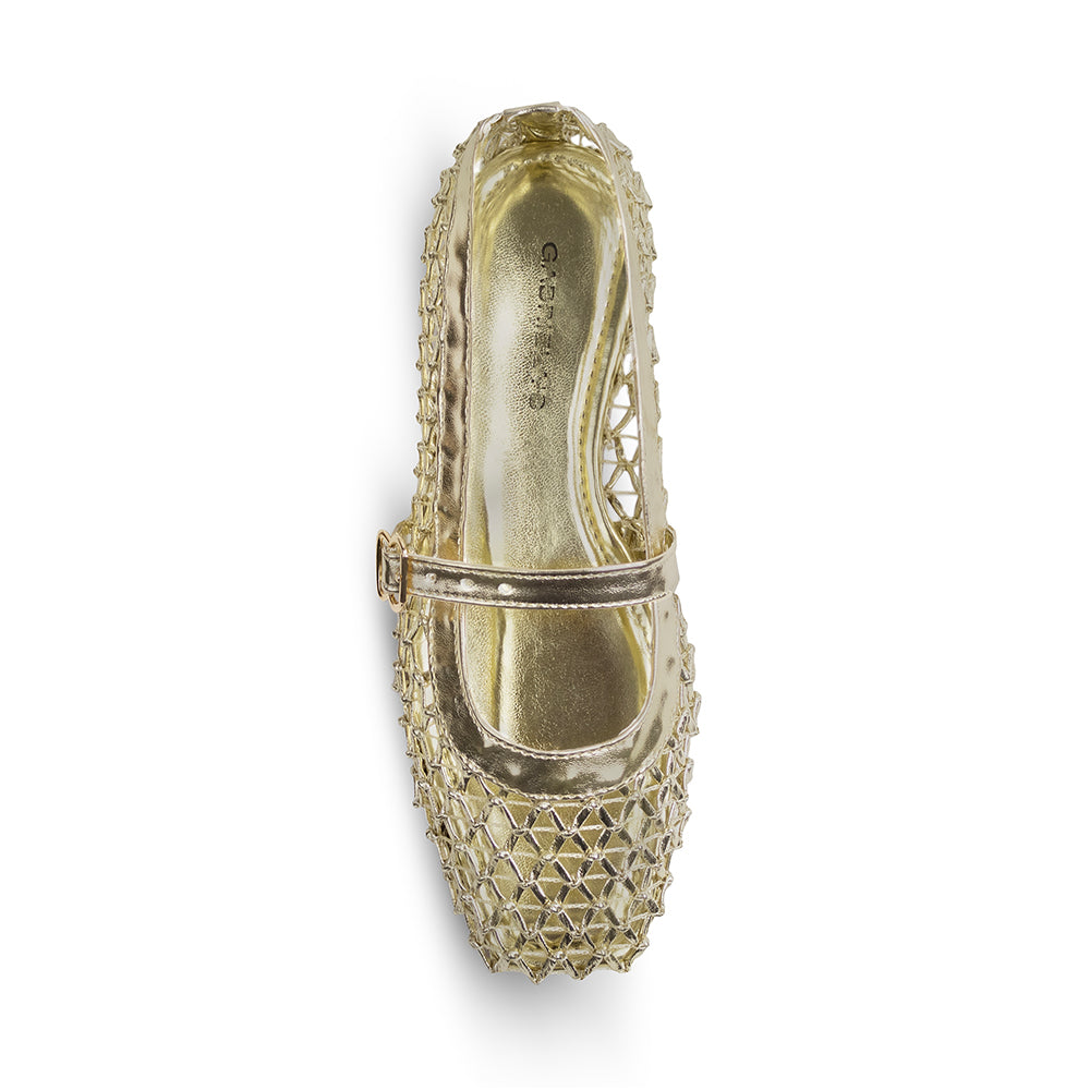 Vista superior de flats dorado tipo balerina para mujer con pulsera ajustable en empeine 