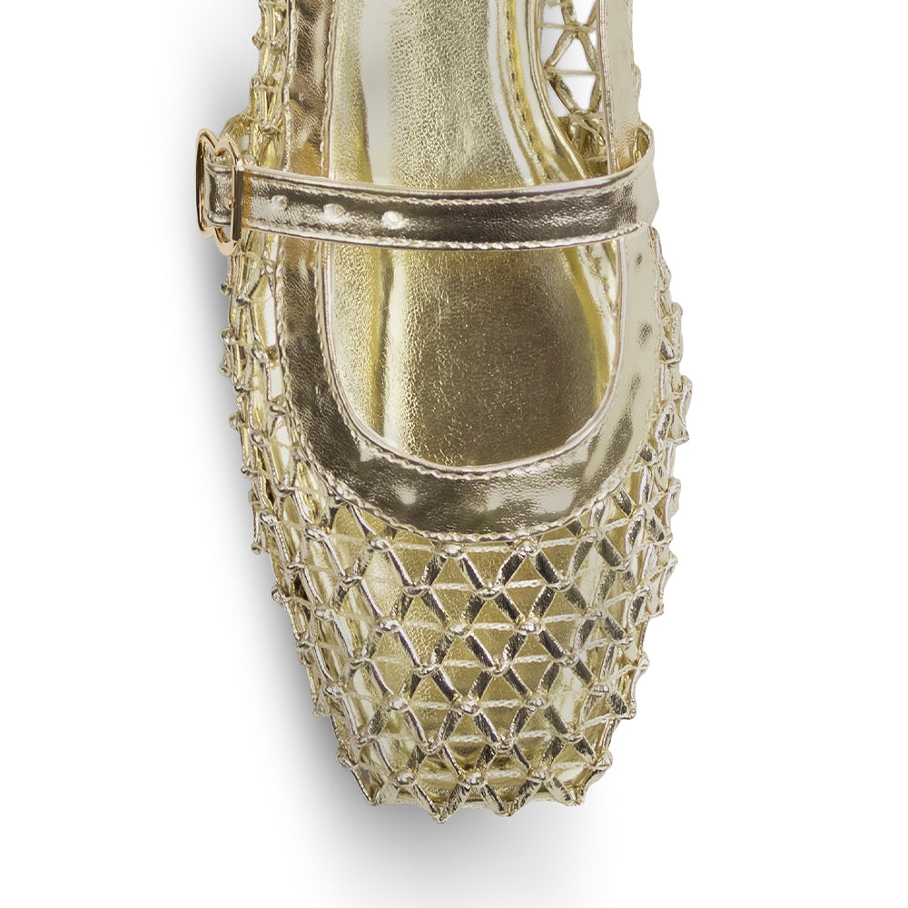 Vista de material sintético en flats tipo balerina para mujer con pulsera en empeine de piso tejido en color dorado