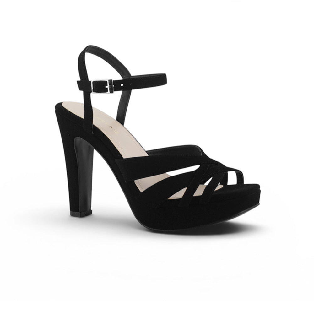Vista diagonal de zapatilla negra de diseño descubierto para mujer con plataforma frontal tacón alto de 12cm y pulsera al tobillo