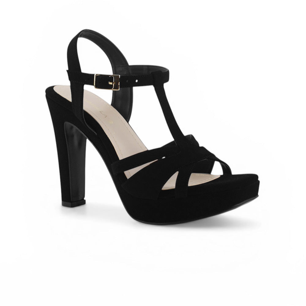 Vista diagonal de zapatilla negra para mujer con pulsera ajustable y tacon de 12cm de diseño descubierto