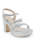 Vista diagonal de zapatilla plata para mujer con tiras y tacón ancho medio de 10cm