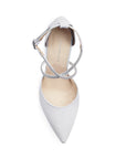 vista superior de zapatillas blancas stiletto para dama con tiras en pedrería y tacón medio 10 cm 