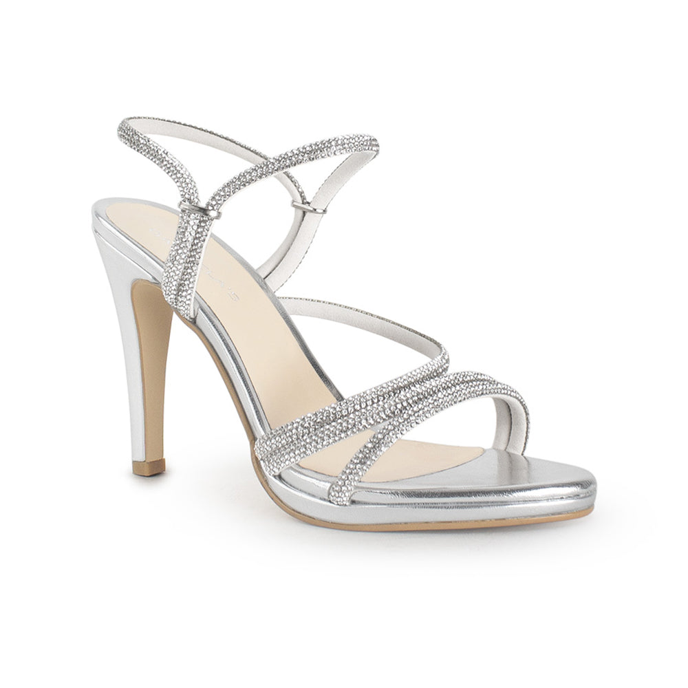 Vista diagonal de zapatilla plata para mujer con tiras brillantes y tacón de 10cm