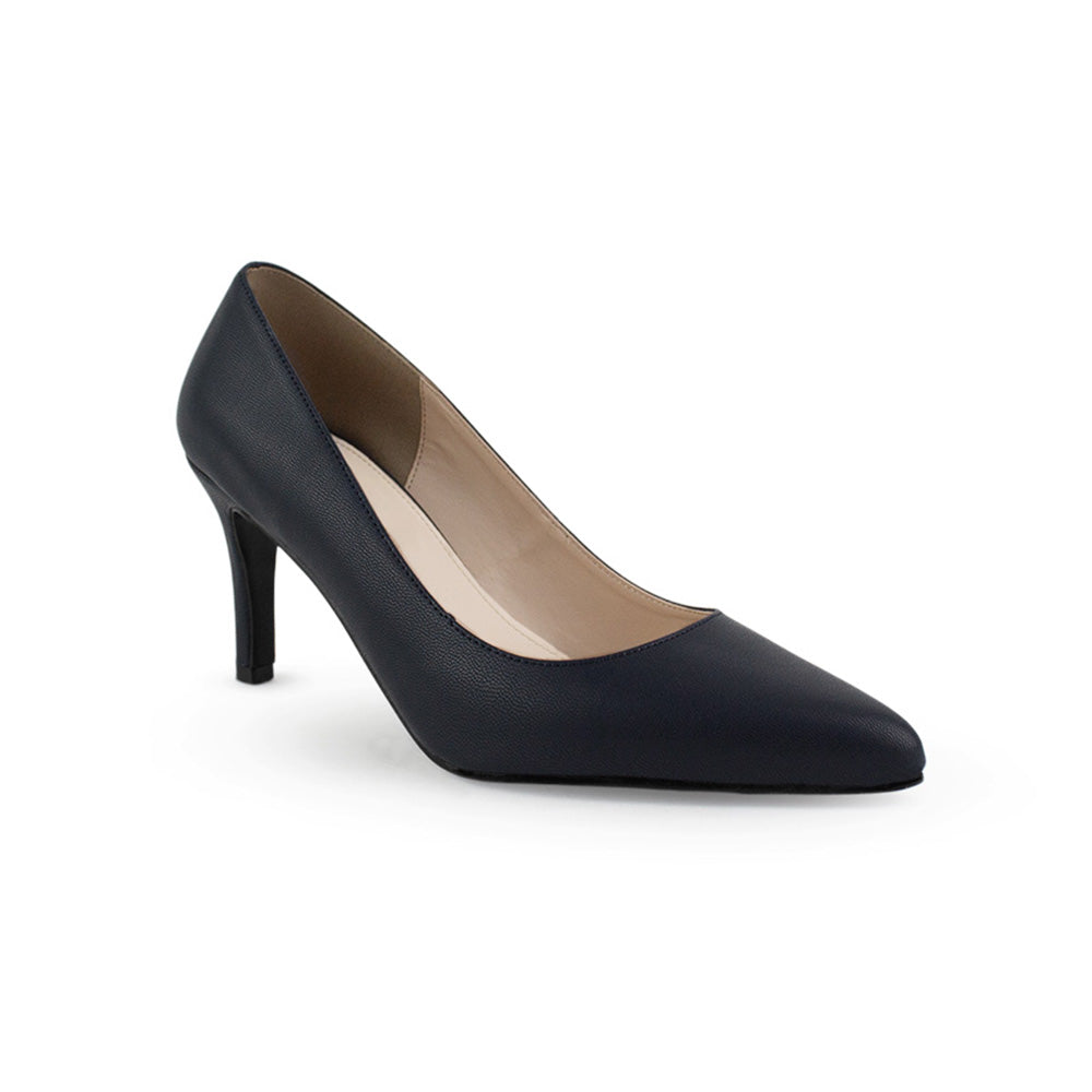Vista diagonal de zapatilla azul marino para mujer con punta fina y tacón delgado de 7cm tipo stiletto