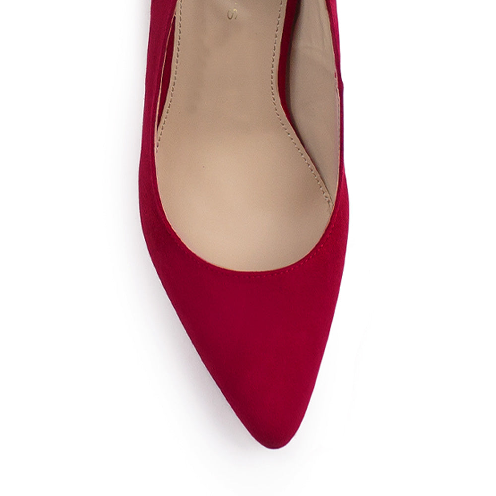 Vista de material durazno en zapatilla para mujer roja con punta fina y tacón de 7cm tipo stiletto