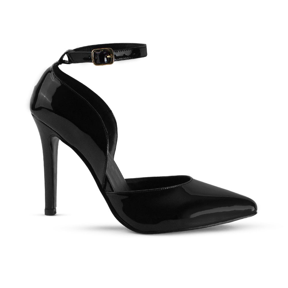 Vista lateral de zapatilla negra para mujer con tacón delgado y punta fina 