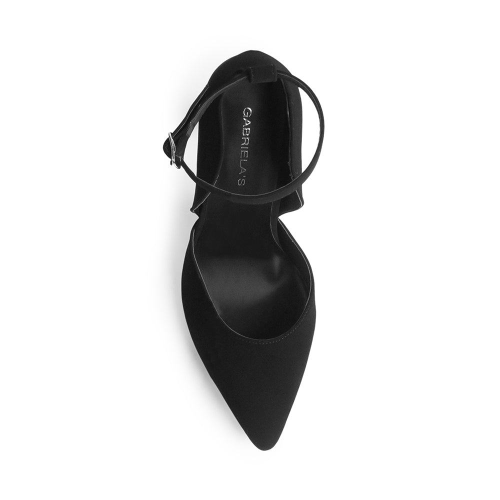 Vista superior de zapatilla negra para mujer con punta fina y tacón delgado ajustable de pulsera al tobillo