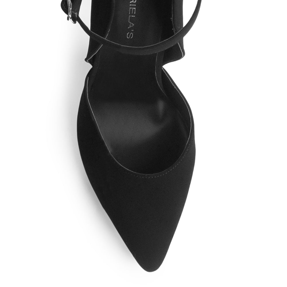 Vista de material buck en zapatilla para mujer con punta fina, pulsera al tobillo y tacón delgado en color 
