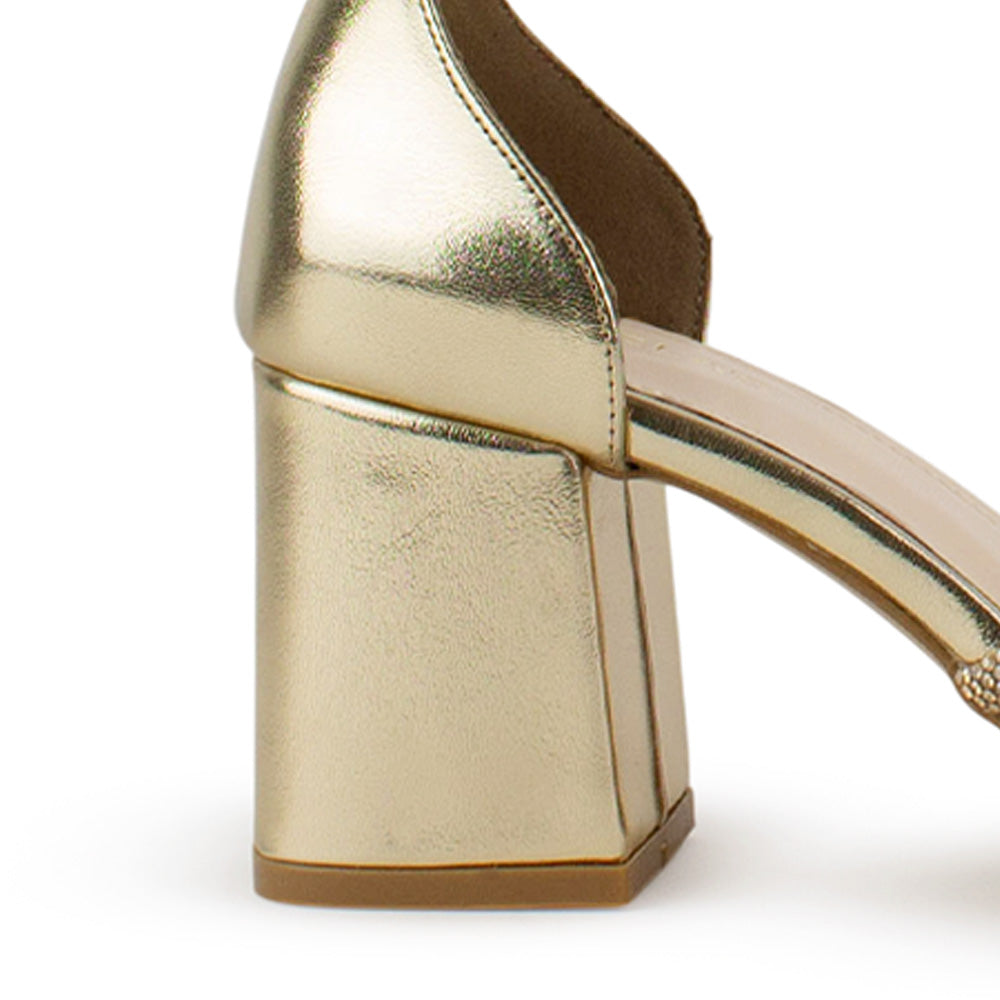 vista trasera del tacón medio 7cm de las zapatillas oro con detalles brillantes y pulsera al tobillo para dama