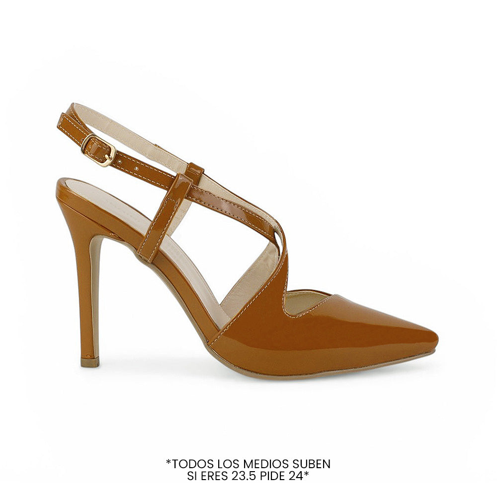 vista lateral de zapatillas stiletto cafés de charol con tiras cruzadas y tacón alto 11cm para dama