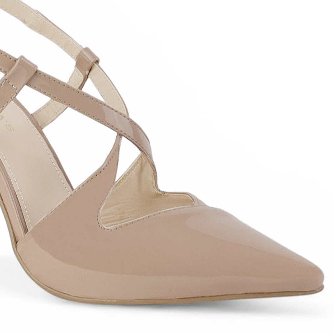 detalle del material charol en zapatillas nude para dama con tiras cruzadas al frente y tacón alto 11 cm