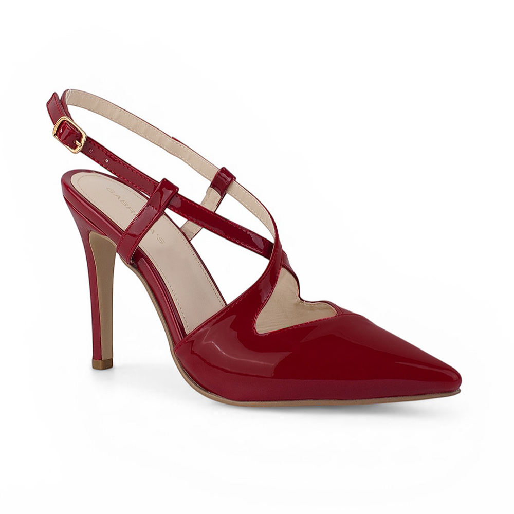 vista diagonal en zapatillas rojas para dama de charol con tacón alto 11 cm y tiras cruzadas al frente