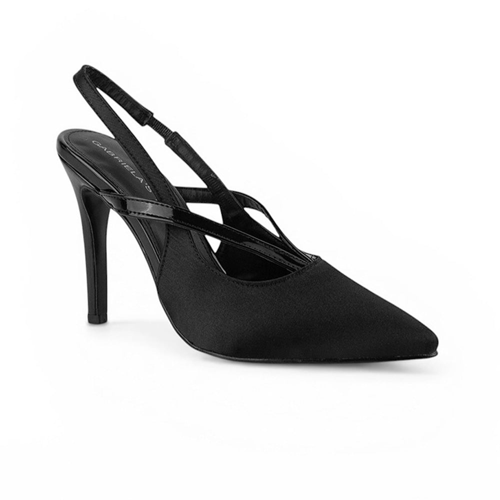Vista diagonal de zapatilla negra tipo stiletto para mujer con punta fina cerrada tacón delgado de 11cm
