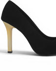 Vista trasera del tacón medio 10cm en color dorado de la zapatilla negra tipo stiletto para dama 