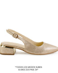 Vista lateral de zapatilla dorada destalonadas para mujer con pulsera ajustable punta fina y tacón bajo cuadrado de 5cm 