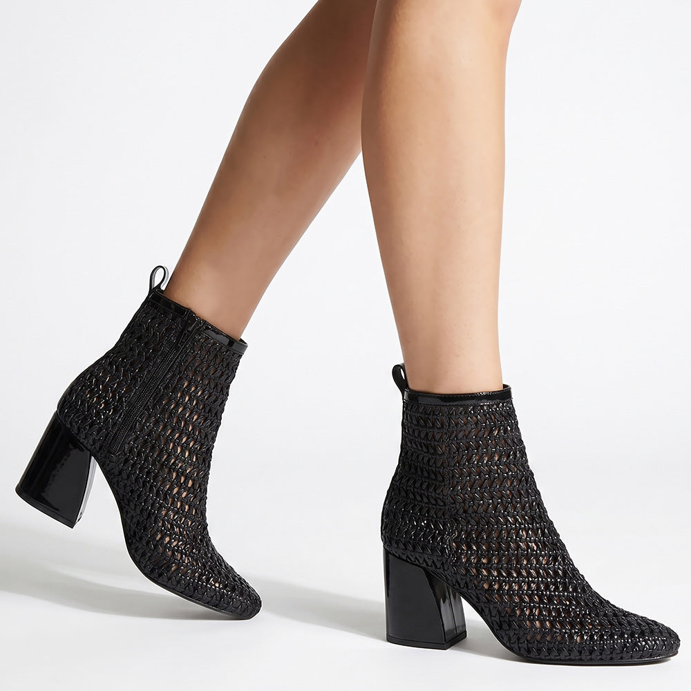 Botas negras tejidas y cortas con tacón medio 8cm para dama