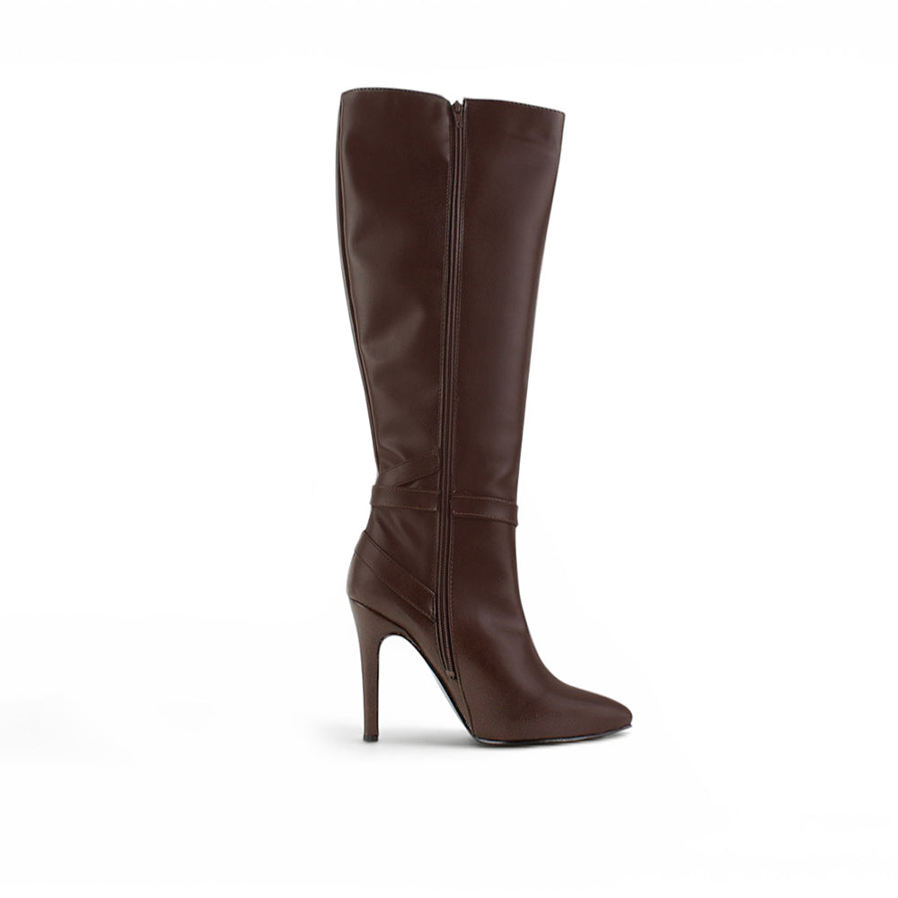 vista superior de botas cafés con tacón alto 11cm para dama 