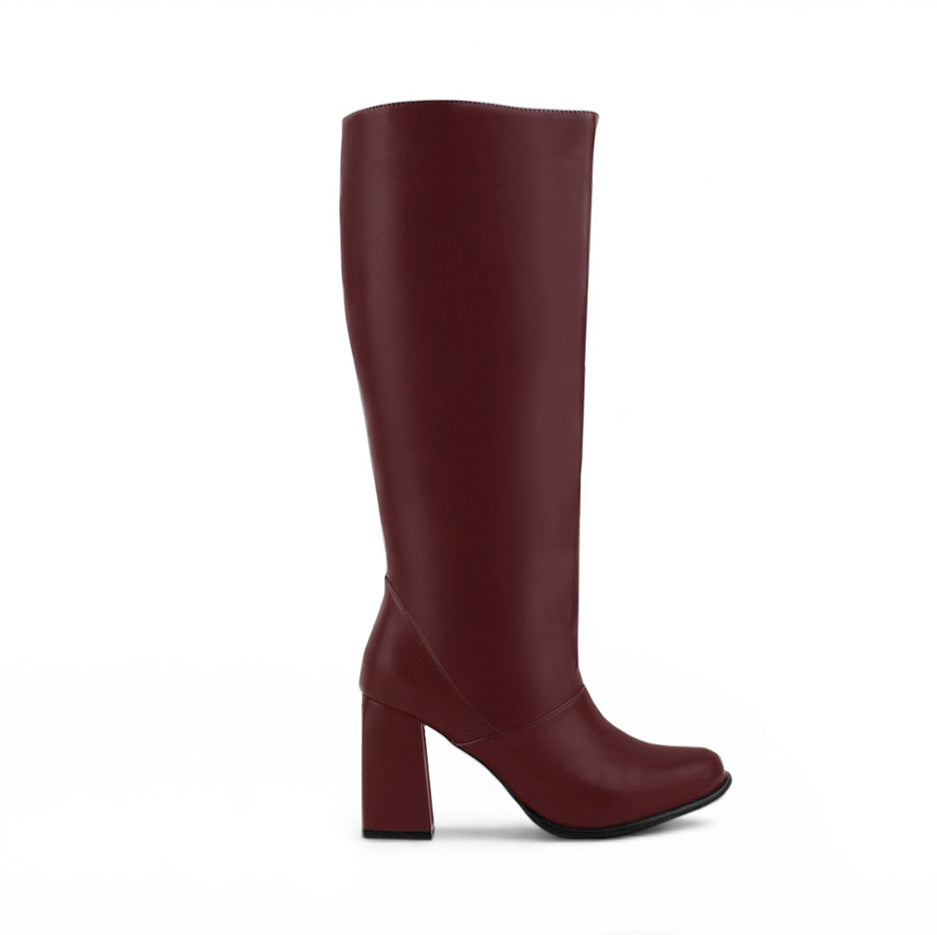vista del detalle de las botas vino desmontables para dama con tacón medio 8cm