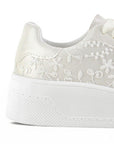 Tenis blancos perla con detalles de encaje cordones de satén y plataforma | Mod.4490109