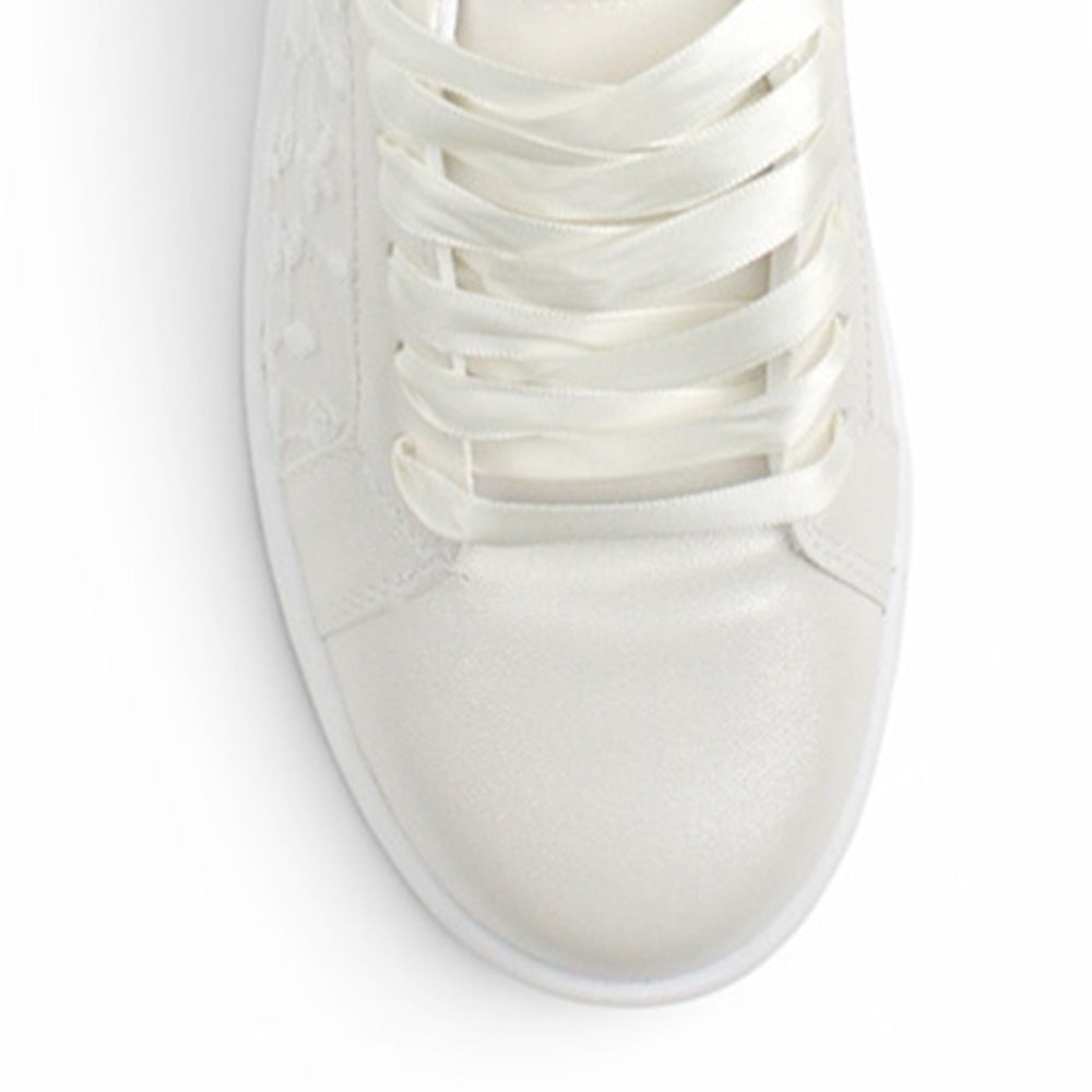 Tenis blancos perla con detalles de encaje cordones de satén y plataforma | Mod.4490109