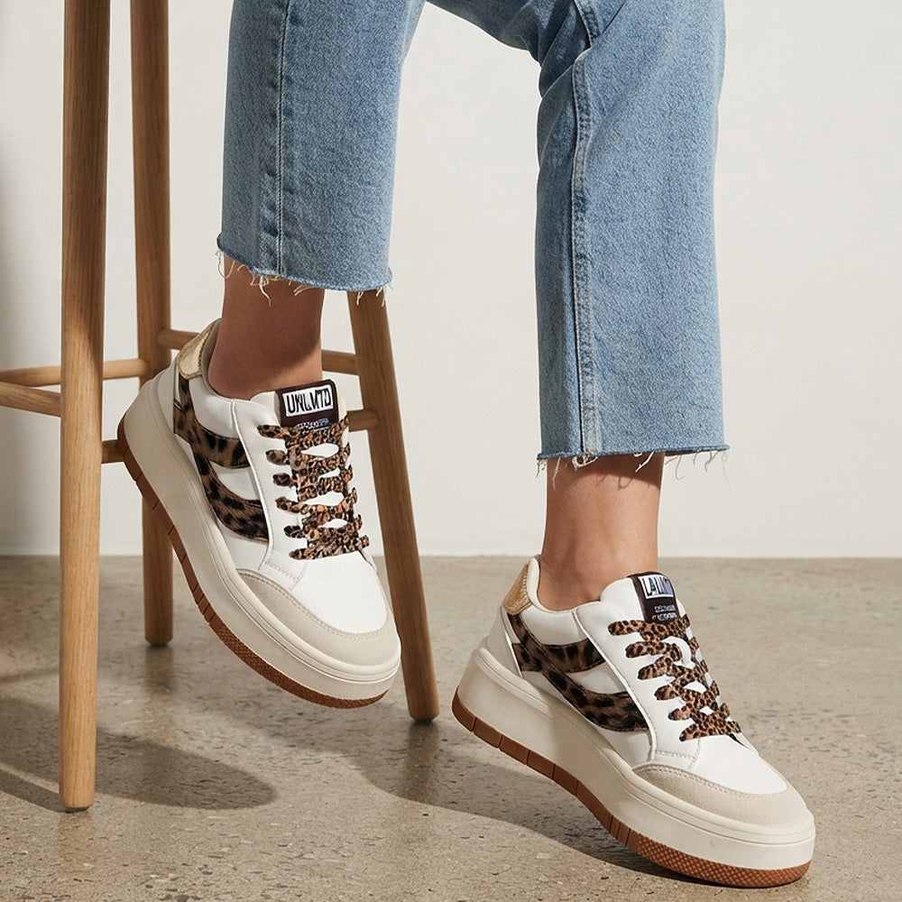 Tenis beige casuales de plataforma con detalles animal print | Mod.4490117