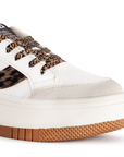 Tenis beige casuales de plataforma con detalles animal print | Mod.4490117