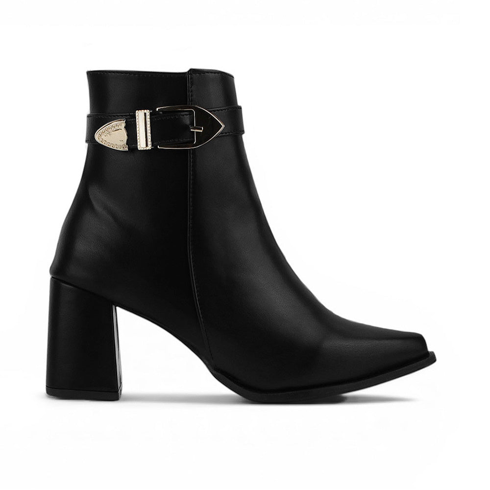 Botines negros con punta semicuadrada herraje metálico y tacón medio | Mod.4760104