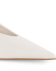 Zapatillas beige elegantes de punta fina con pulsera ajustable al talón | Mod.4890004