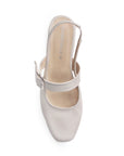Vista superior de zapatilla beige destalonada para mujer con punta cerrada y tacon ancho de 5cm