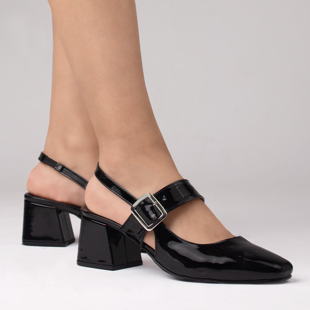 Zapatillas negras destalonada para mujer con tacón bajo de 5cm y hebilla ajustable en el empeine 