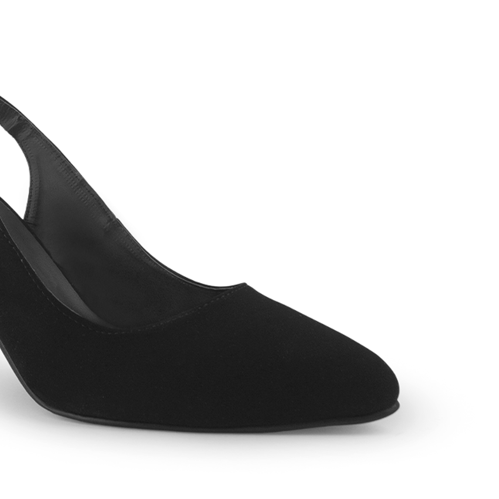 Vista a detalle de zapatilla para mujer con punta cerrada fina y tacón ancho de 9cm en color negro