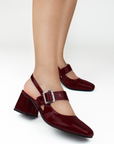 Zapatillas vino destalonada para mujer con tacón bajo de 5cm y hebilla ajustable en el empeine 