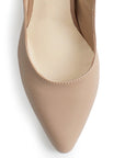 Vista de material cabra sintético en zapatilla maquillaje para mujer con punta cerrada y tacón medio de 9cm