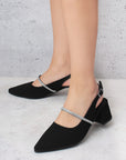 Zapatillas negras destalonadas para mujer de punta fina cerrada con tira de pedrería y tacón bajo de 6cm