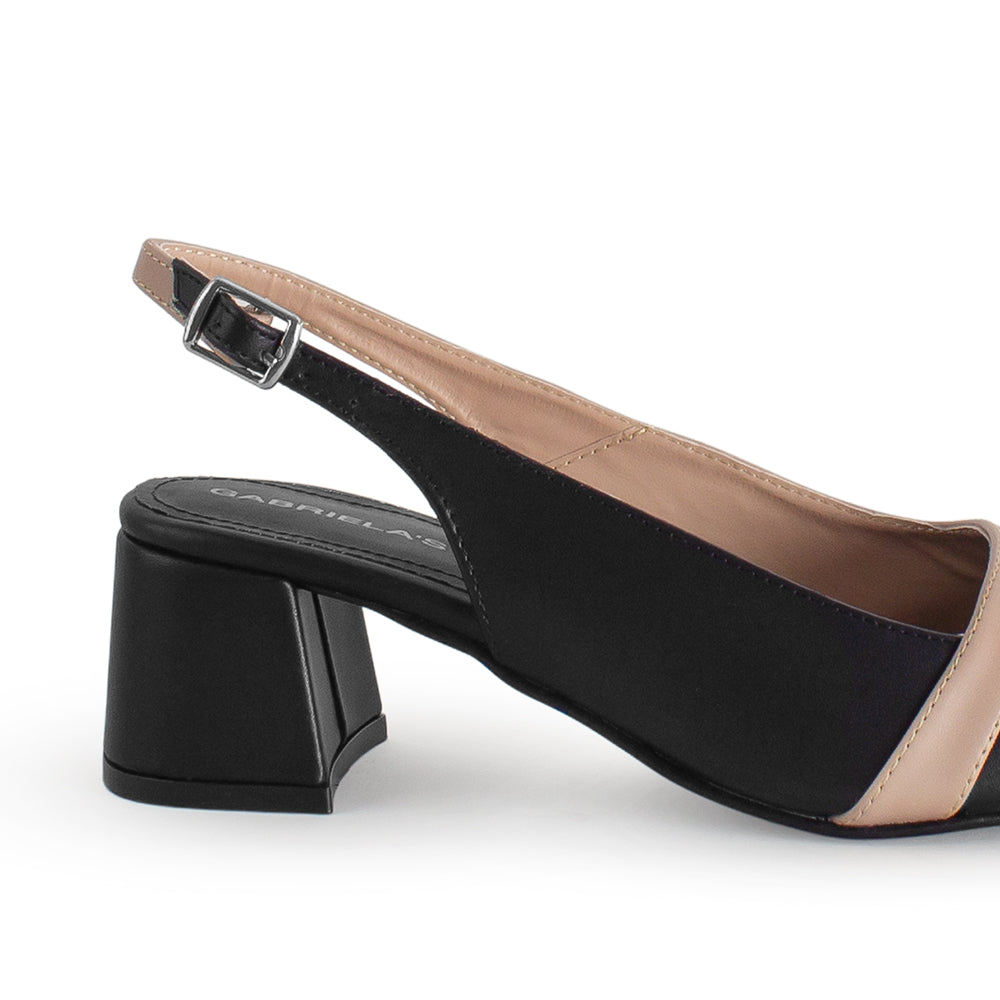 Zapatillas negras destalonadas con punta fina y detalle nude | Mod.4930027