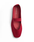 Vista superior de flats tipo balerinas rojas con pulsera de piso para mujer