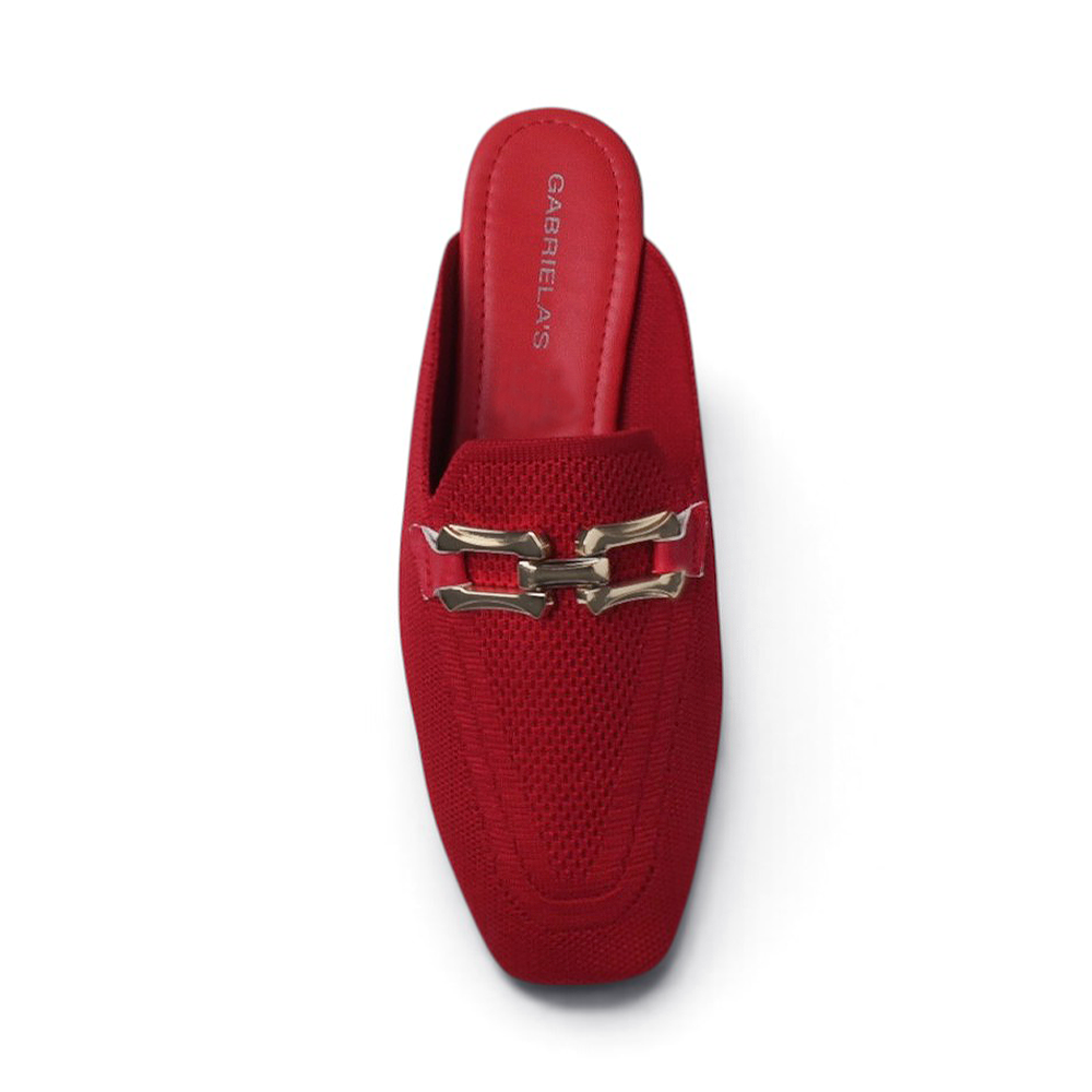 Vista superior de flats tipo mules rojos con punta semi cuadrada y herraje metálico para dama 
