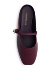 Vista superior de balerina vino tipo mule para dama de piso con punta semicuadrada y pulsera ajustable al empeine