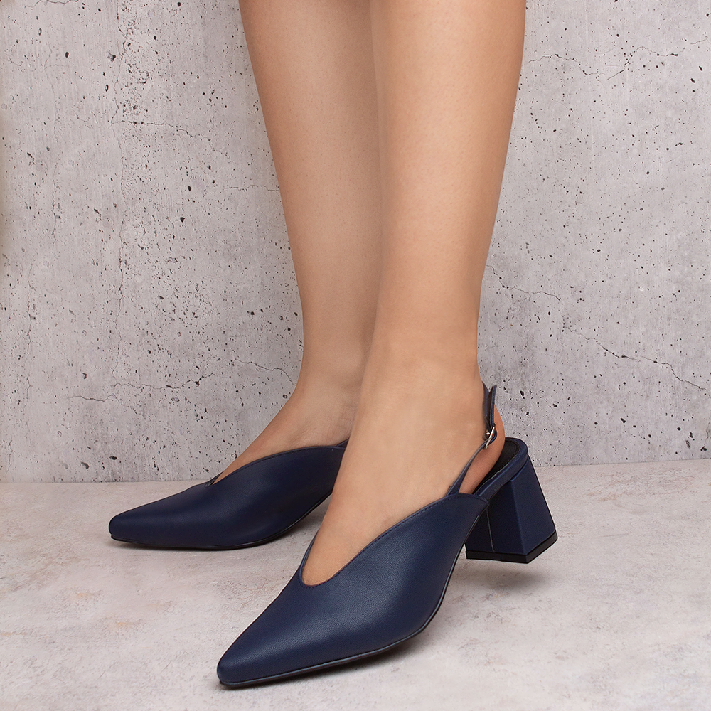 Zapatillas azul marino para mujer con hebilla ajustable y tacón ancho de 7cm